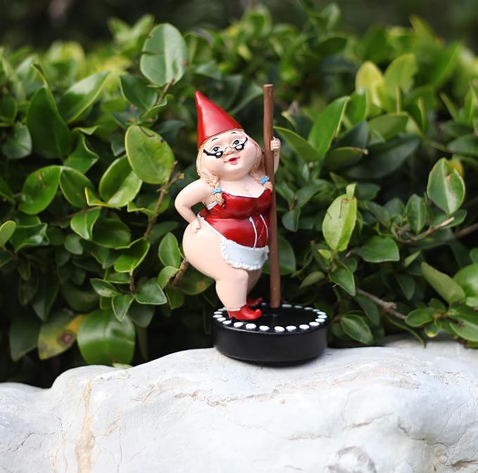 Steel Pipe Dancers Dwarf，Gnome Garden Decorations Resin Statue Outdoor Statue Lawn Yard Balcony Porch Home Decorations Garden Decor