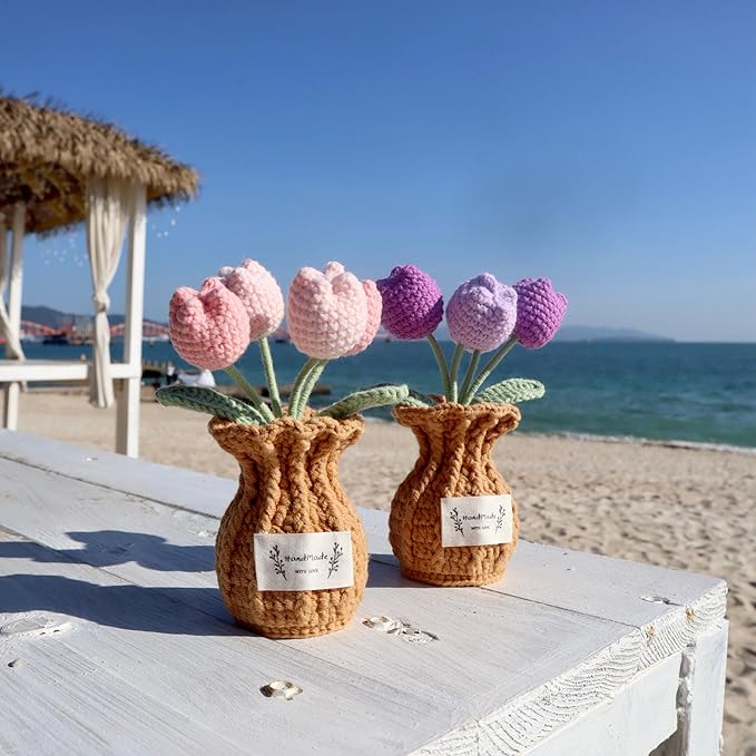 YOOJEE Tulip Crochet Flower Potted Plant Handmade Desk Decor Gift