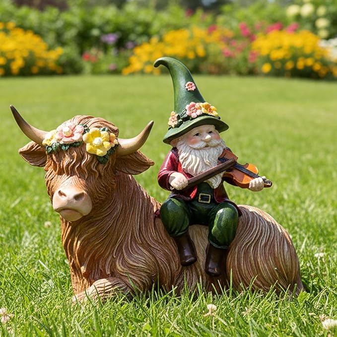 Solar Highland Cow Figurines for Garden with Gnome Playing the Violin 6.7"Resin Garden Gnomes Outdoor Patio Yard Lawn Porch Decor Birthday Housewarming Gifts for Women Mom Grandma Wife Sister Friend
