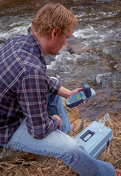 Hach DR900 Multiparameter Handheld Colorimeter, Portable Water Testing, Over 90 Colorimetric Parameters, Waterproof, Dustproof, Shock-Resistant, USB Data Transfer, 9385100