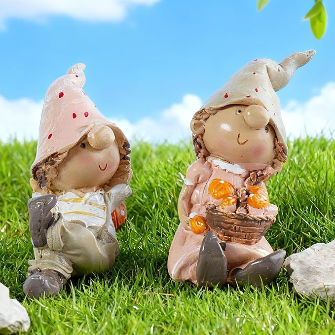 2-Piece Garden Gnome Couple Resin Statues - Outdoor Patio & Lawn Decor, Indoor Home Ornament, Whimsical Gnome Figurines, Ideal Gift for Parents & Friends