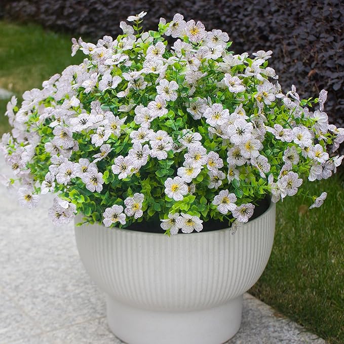 HIFORESTAR White Artificial Outdoor Flowers 12 Bundles Daisy Elegant All-Weather Spring Summer Decoration Realistic Look for Outdoor Front Porch Events and Landscaping (White Daisy)