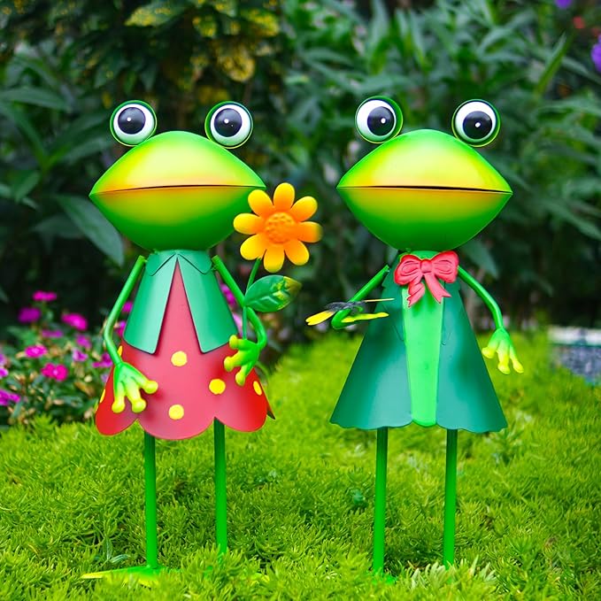 HONGLAND 3D Frog Metal Yard Art - Garden Decor for Outside - Handcrafted Frog Figurine for Lawn Patio Pathway Yard Holiday Garden Stake