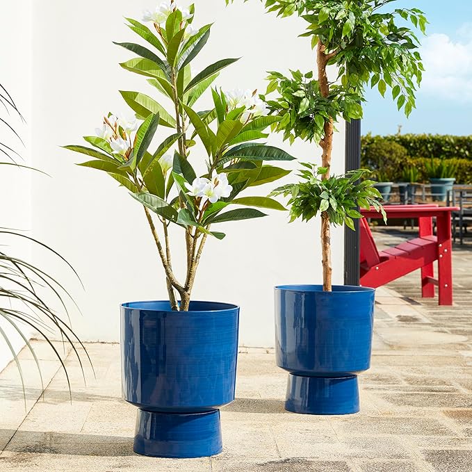 Glitzhome Set of 2 Plastic Planters, 16.75" H Faux Ceramic Eco-Friendly Outdoor Indoor Plant Pots, Lightweight Flower Container Decor with Easy Knock-Out Drainage Hole for Patio Balcony, Cobalt Blue