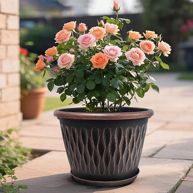 Usocik 4 Pack 16 Inch Retro Plant Pots, Vintage Striped Flower Pots with Drainage Hole & Saucer, Large Plastic Planters for Indoor and Outdoor Plants, Decorative Garden Pots(Copper)
