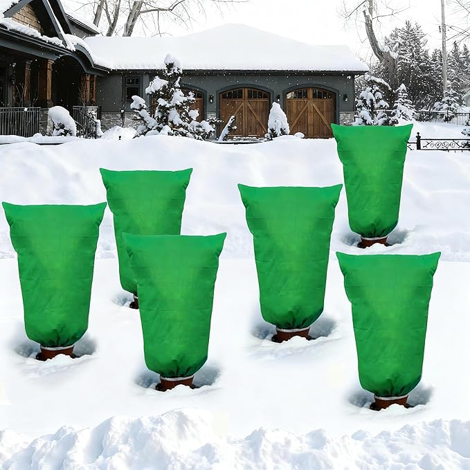Plant Covers Freeze Protection, 5 Pack Frost Covers with Zipper Drawstring (31.5" x 47.3") Plant Protection Cover Bags for Outdoor Winter Frost Cold Weather Shrubs Trees Jacket Covers, Green