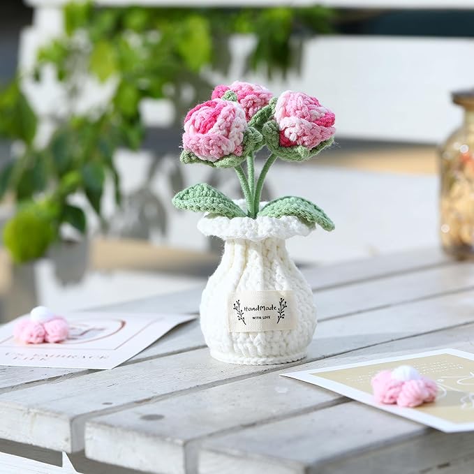 YOOJEE Crochet Rose Flower Potted Plant – Pink, Valentines Day Gift for Her, Handmade Knitted Romantic Desk Decor