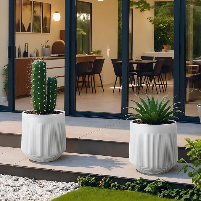 Yaghpy Plant Pots，Set of 2 Plastic Large Pots for Indoor Plants,Flower Pots Outdoor Planters with Drainage Hole and Seamless Saucer,(White 12Inches)