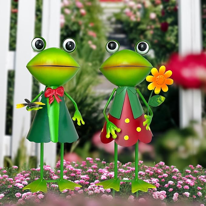 HONGLAND 3D Frog Metal Yard Art - Garden Decor for Outside - Handcrafted Frog Figurine for Lawn Patio Pathway Yard Holiday Garden Stake