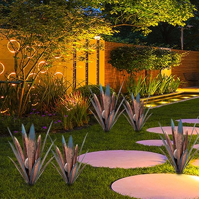 Muciwa 2 PCS Metal Agave Sculpture Decoration, Vintage Country Hand-Painted Sculpture DIY Metal Agave Plant, Home Garden Courtyard Lawn Outdoor Decoration (2PCS-LED)