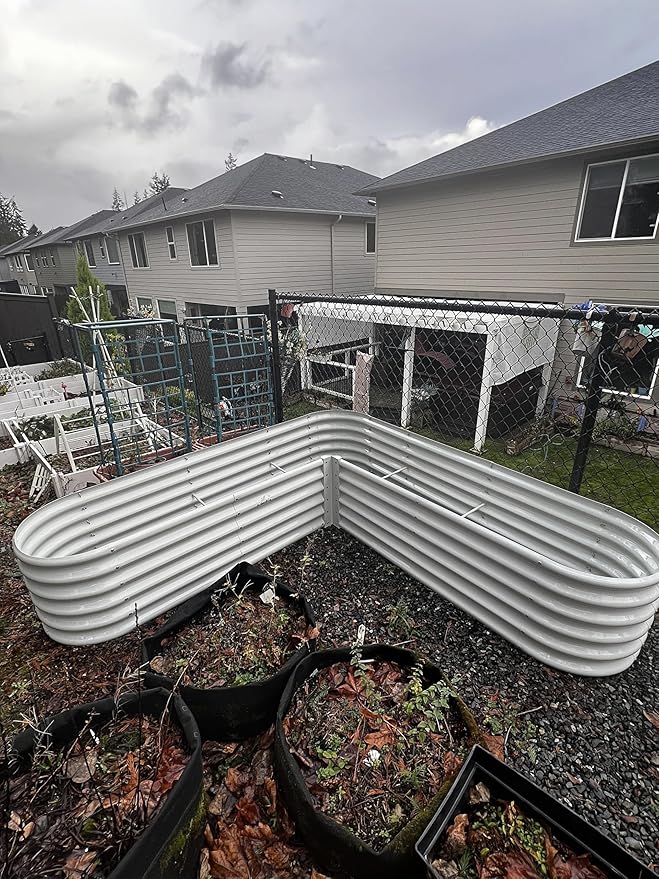A ANLEOLIFE Heart-Shaped Galvanized Raised Garden Beds Outdoor,81x81x18in Large Metal Planter Box for Planting Vegetables Flowers Herb, Anti-Rust & Easy-Setup, Antique White
