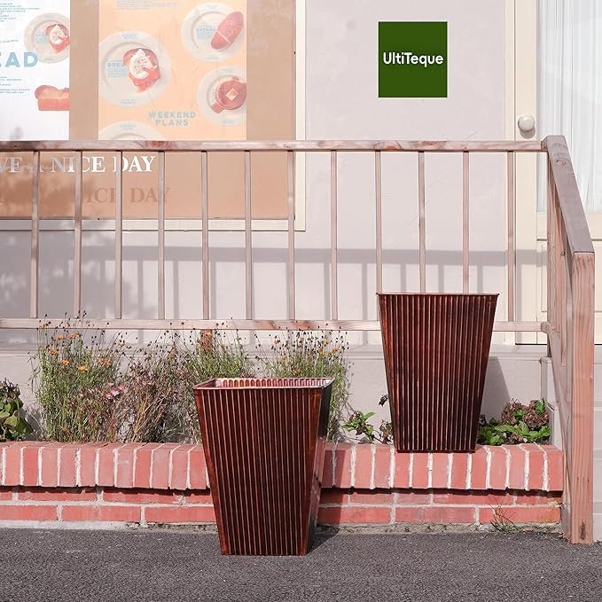 UltiTeque 18in Antique Copper Hand-Hammered Tapered Metal Planter Set of 2, 14in Dia Galvanized Steel Plant Pots with Drainage Hole & Rubber Plug for Indoor Porch Decor, Home Gardening Gift