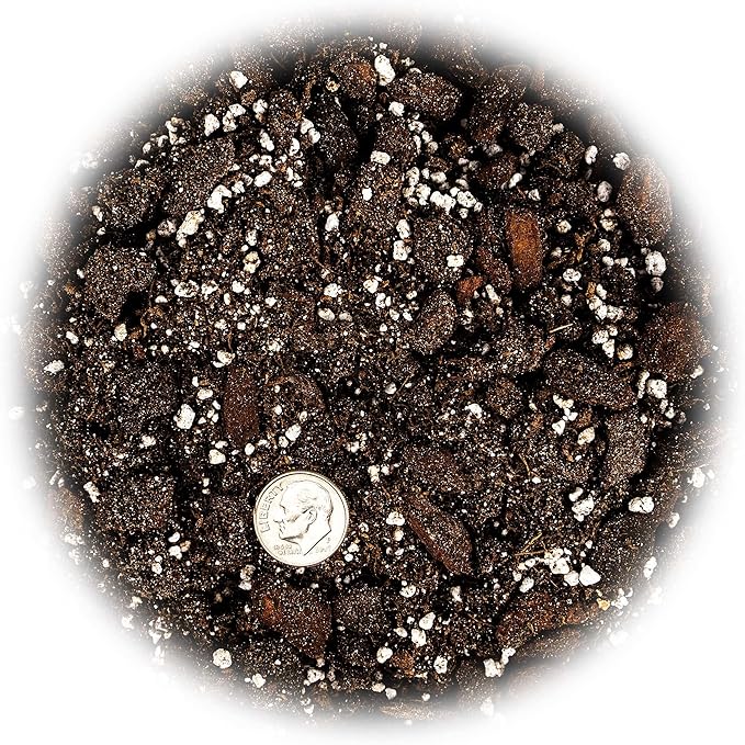 Gardenera Professional Succulent Soil Premium All Purpose Blend | Pre-Mixed Ready to Use for Cactus and Succulents | Sphagnum Peat Moss, Perlite, New Zealand Pine Bark - Made in USA - 10 Quart