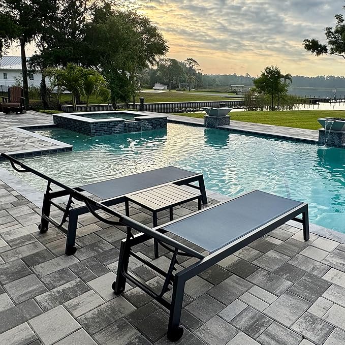 PURPLE LEAF Patio Chaise Lounge Set for 2 Outdoor Chaise Lounger Chair with Aluminum Frame and Easy-to-Move Wheels Pool Lounge Chairs for Deck Yard Poolside Table Included, Indigo