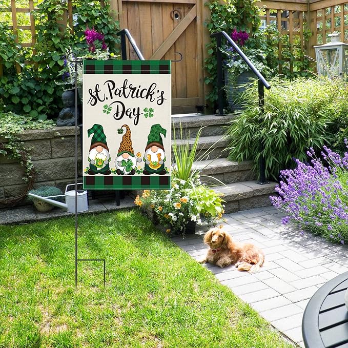 Boao 2 Pieces St Patrick's Day Garden Flag Gnome Shamrock 18 x 12 Inch Yard Flag Irish Green Shamrock Garden Flag Double Sided Decorative Garden Flag for St. Patrick's Day Outdoor Decoration