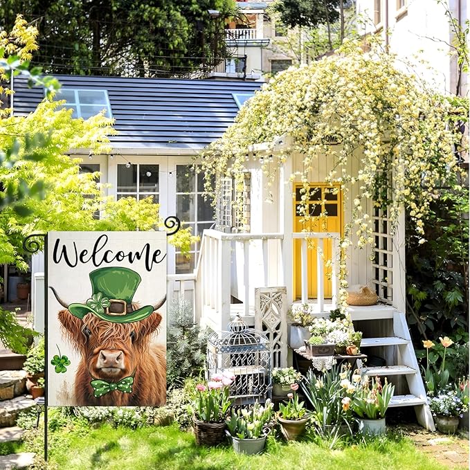 Welcome St Patricks Day Garden Flags for Outside, Highland Cow with Green Hat Lucky Shamrocks Yard Decoration, Small Seasonal Irish Outdoor Decor for Farmhouse Holiday,12x18 Inch Double Sided